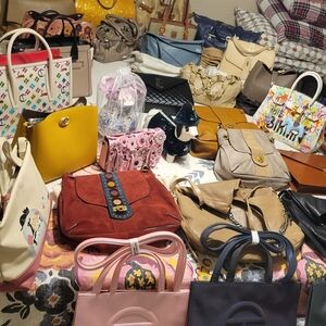 UNLISTED LIVE ITEM